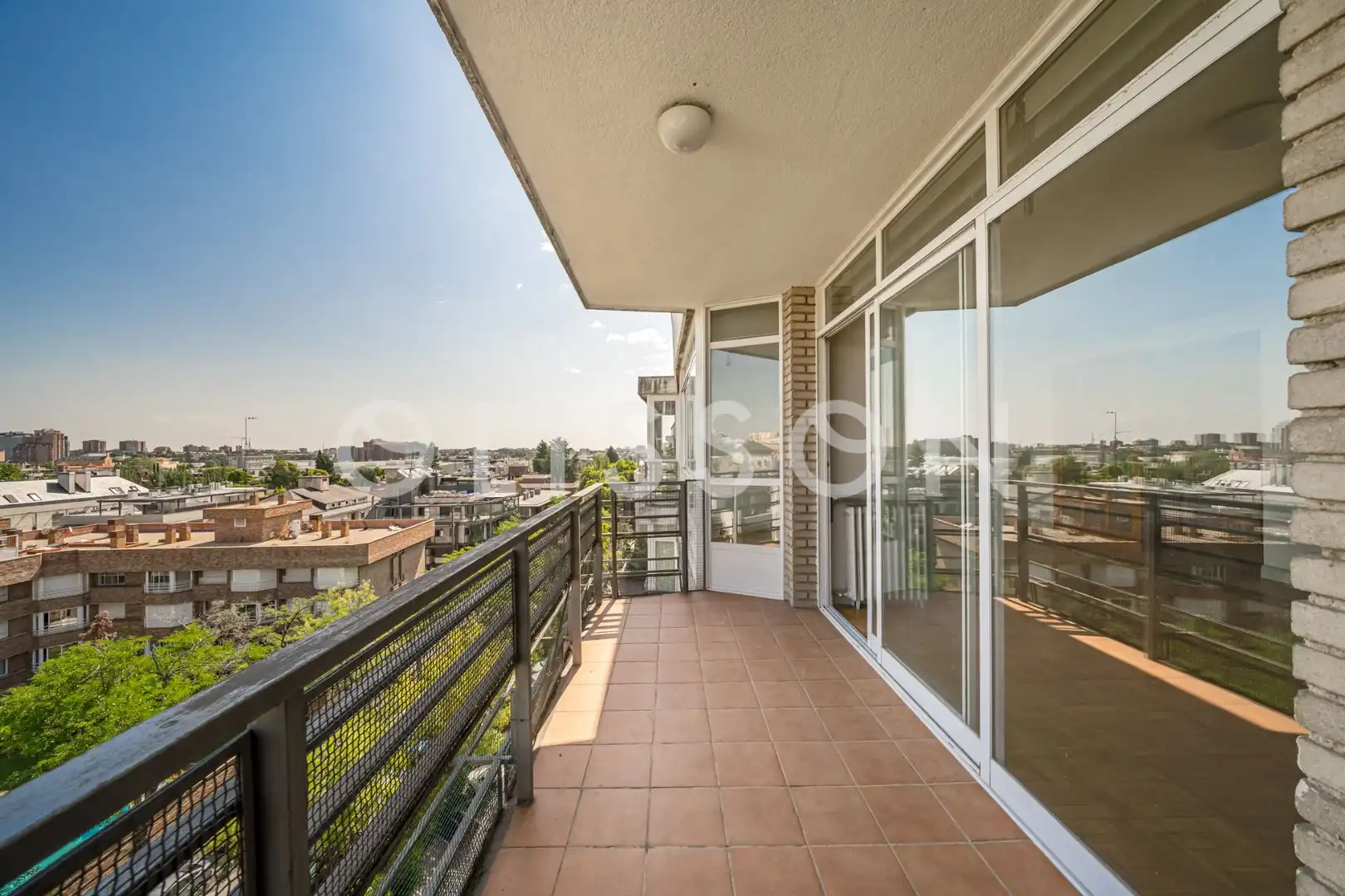 Terrassa de Apartament en venda en Madrid amb Aire condicionat i Traster