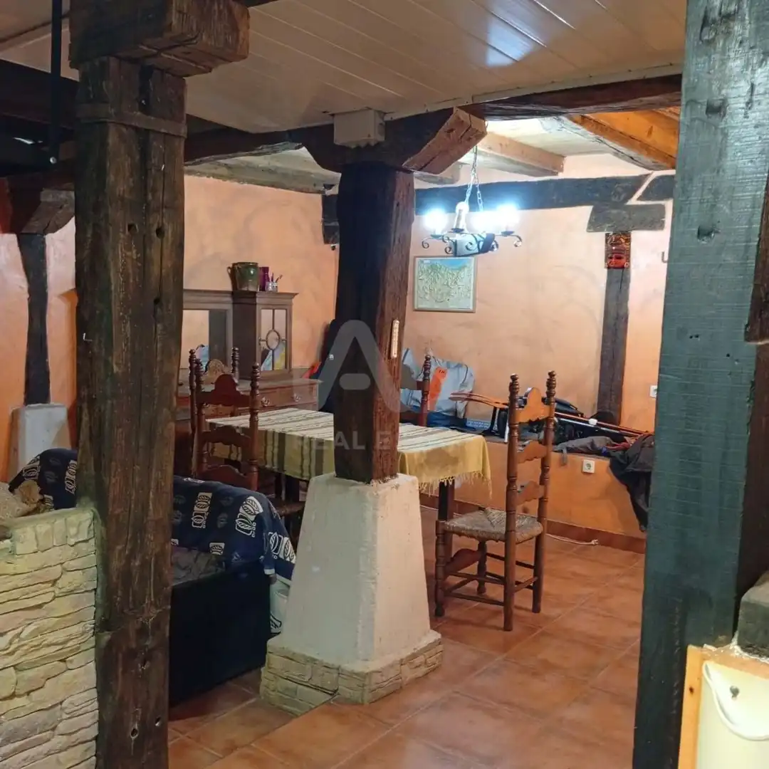 Comedor de Casa o chalet en venta en Karrantza Harana / Valle de Carranza con Calefacción, Terraza y Piscina