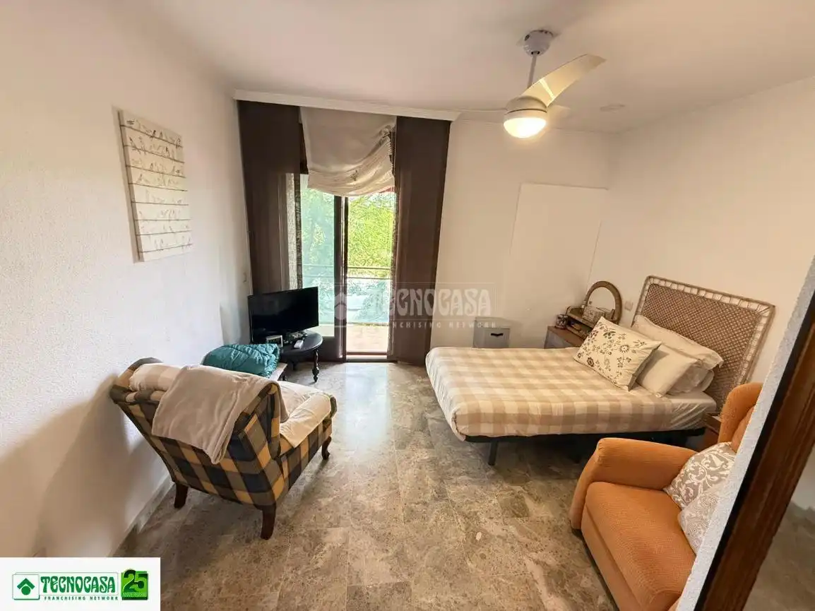 Bedroom of Flat for sale in Ciudad Real  with Air Conditioner and Heating