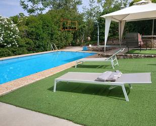 Piscina de Casa o xalet en venda en Santa Cruz de Mudela amb Aire condicionat, Calefacció i Terrassa