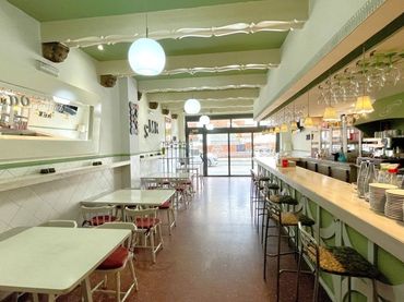 Local comercial en venta en Luanco - Aramar - Antromero