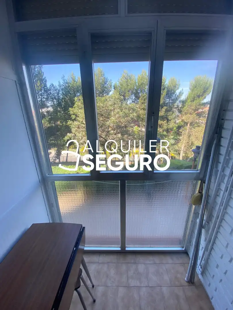 Piso de alquiler en Guadalajara con Calefacción, Terraza y Amueblado