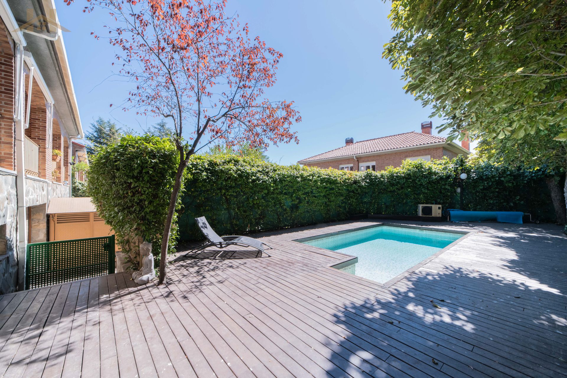 Swimming pool of Single-family semi-detached for sale in Collado Mediano  with Air Conditioner, Heating and Private garden