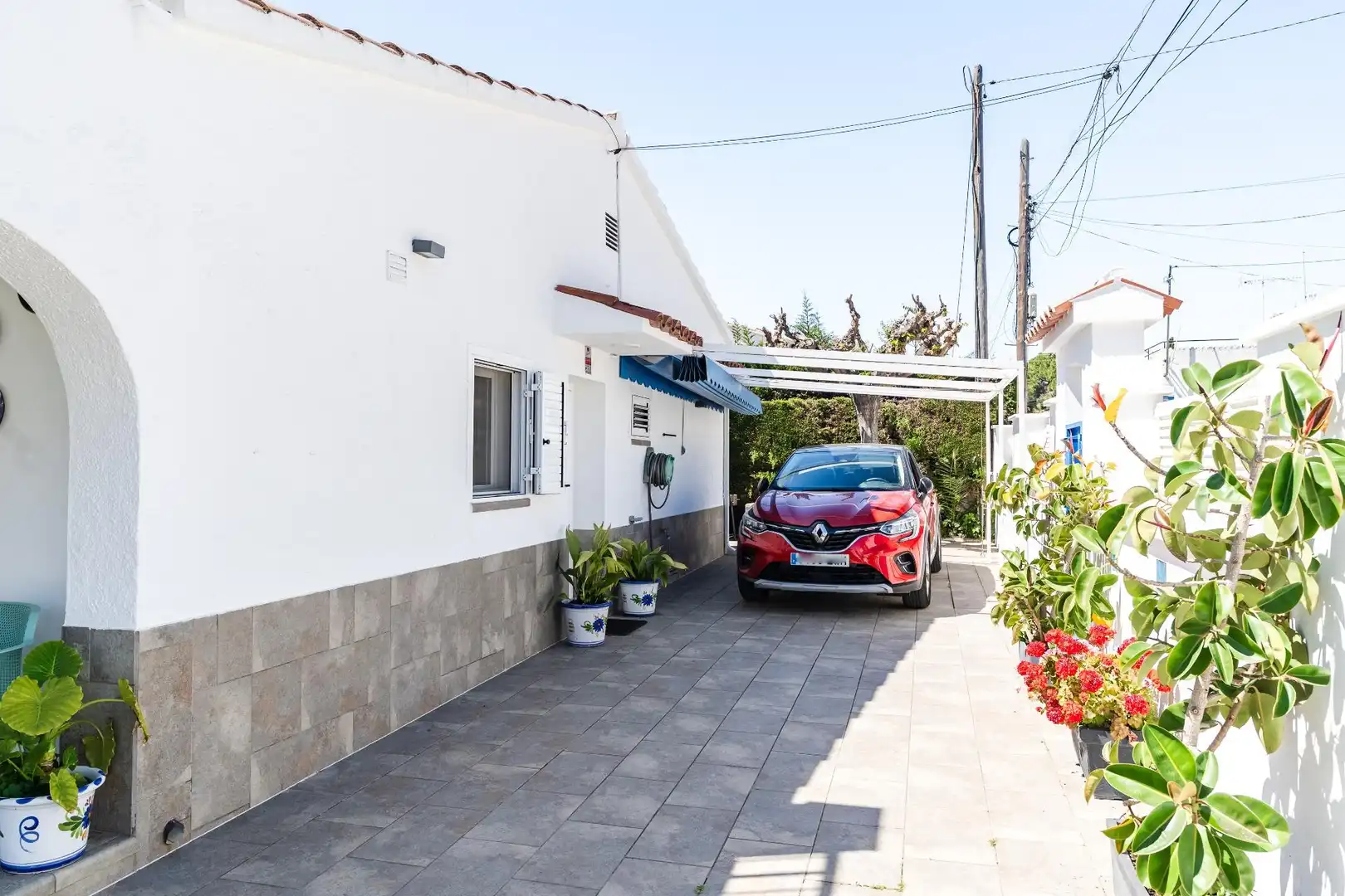 Vista exterior de Casa o xalet en venda en Cambrils amb Aire condicionat, Calefacció i Jardí privat