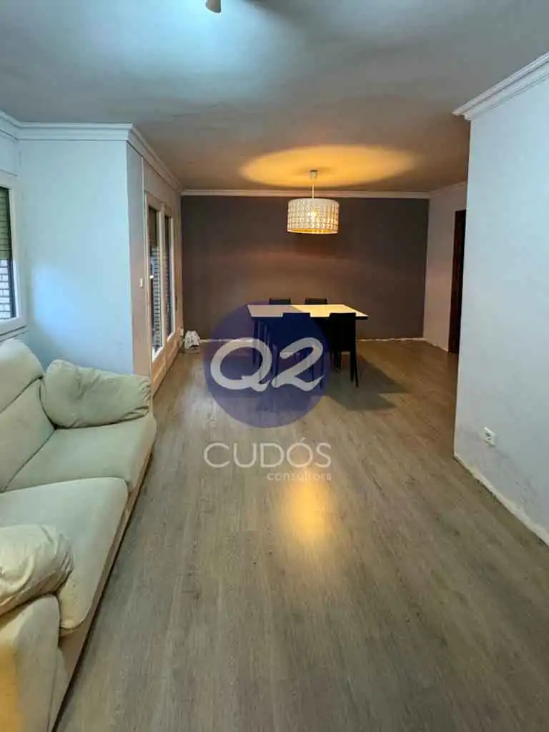 Sala d'estar de Pis en venda en Balaguer amb Aire condicionat, Calefacció i Parquet