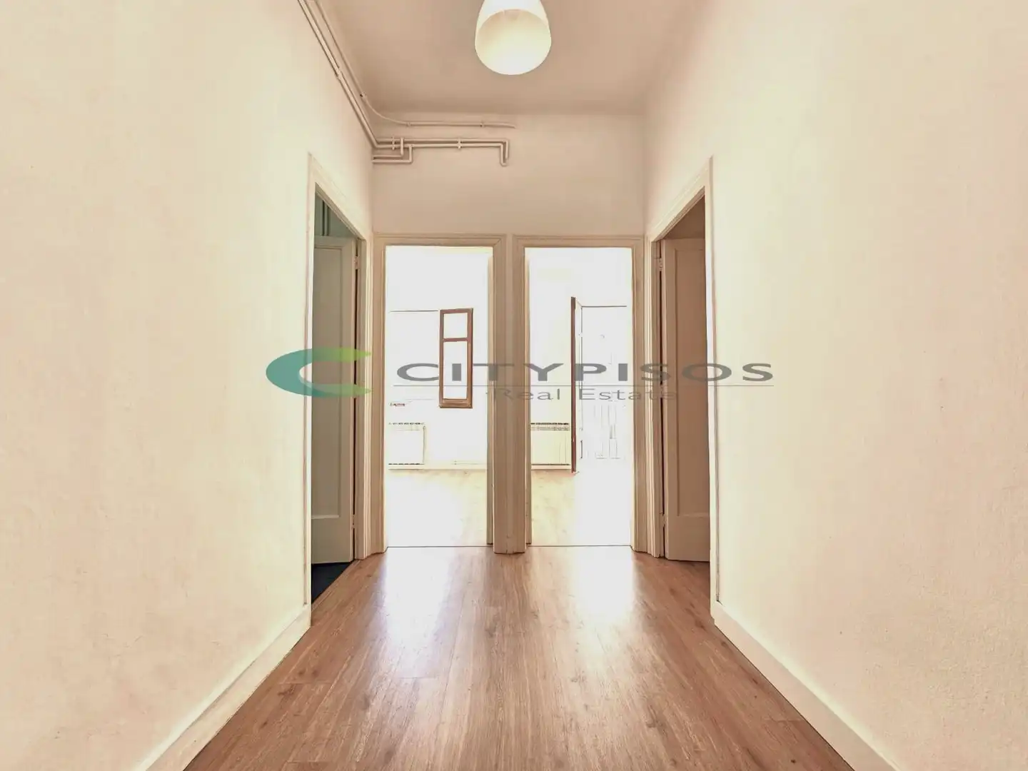 Flat for sale in Barcelona  with Heating, Parquet flooring and Oven