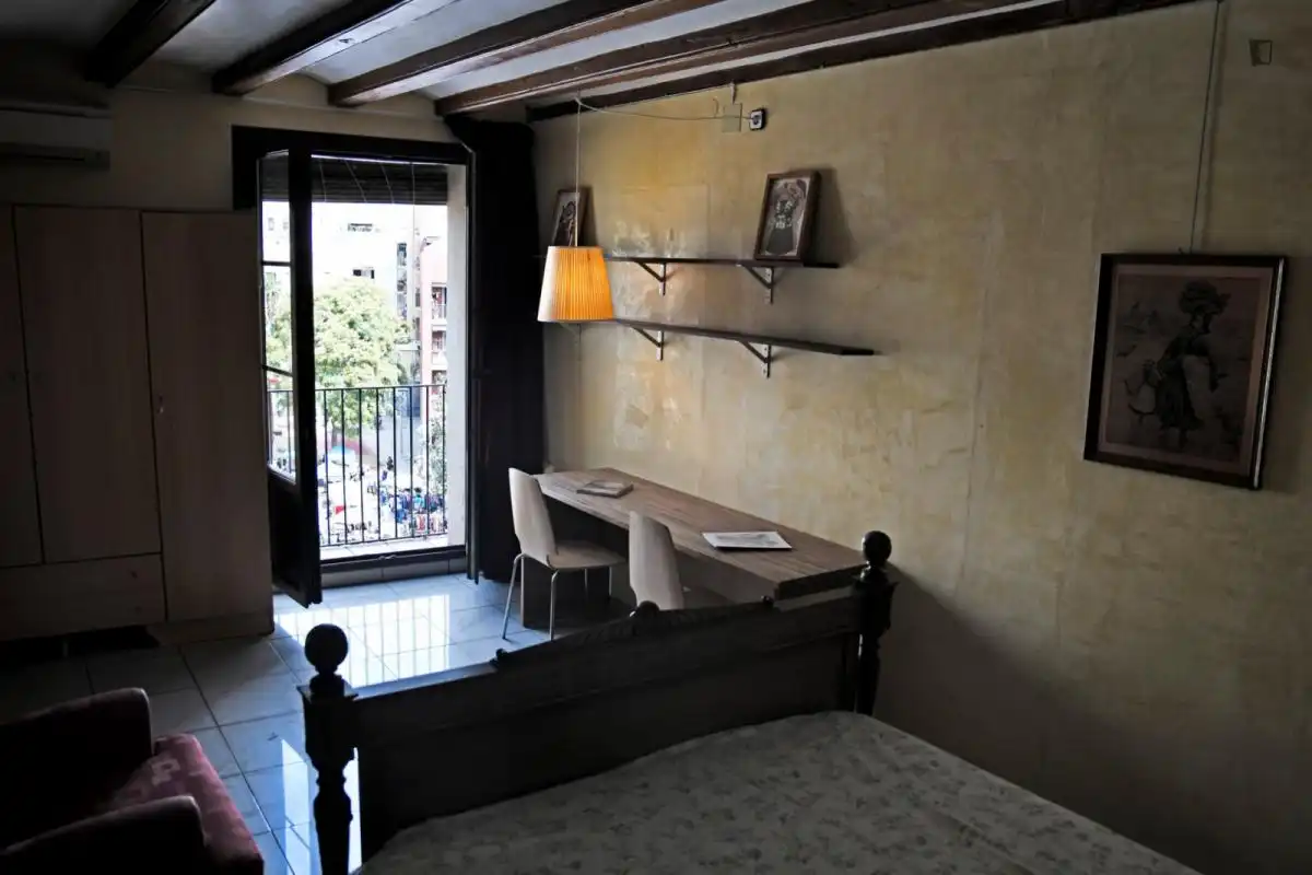 Apartamento de alquiler en El Raval
