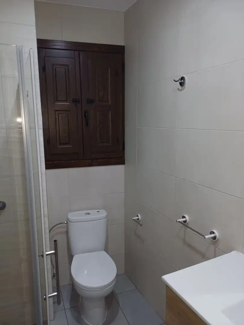 Badezimmer von Wohnungen zur Miete in Alcalá de Henares mit Heizung und Möbliert