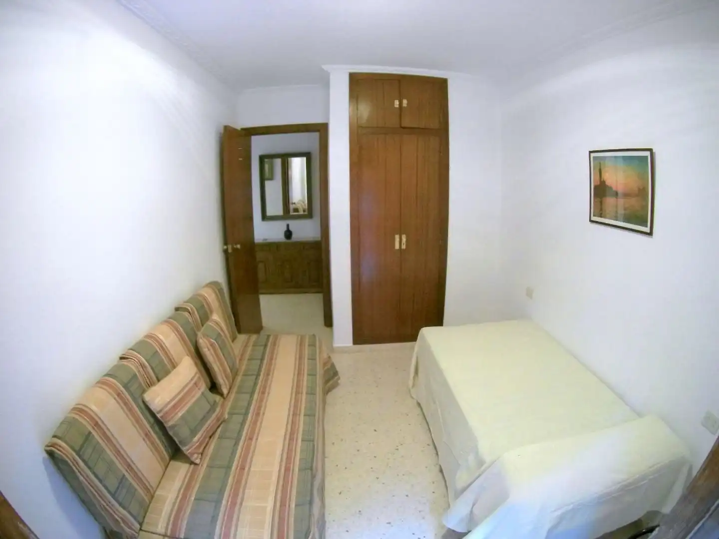 Habitación de Piso de alquiler en Alboraya con Amueblado, Horno y Lavadora