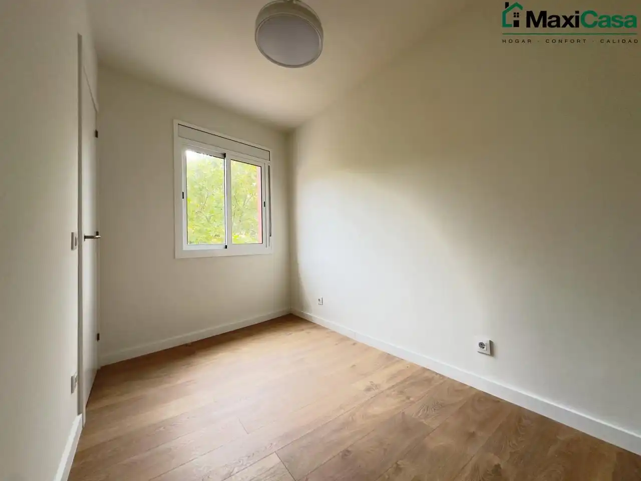 Dormitori de Pis en venda en Barcelona amb Aire condicionat, Parquet i Terrassa
