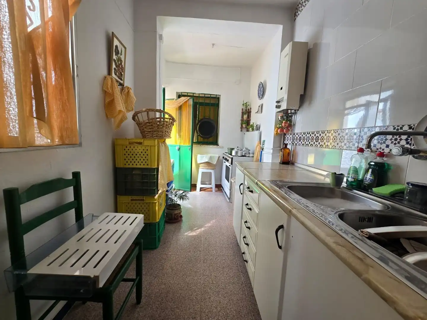 Cocina de Casa adosada en venta en Bormujos con Terraza, Trastero y Balcón