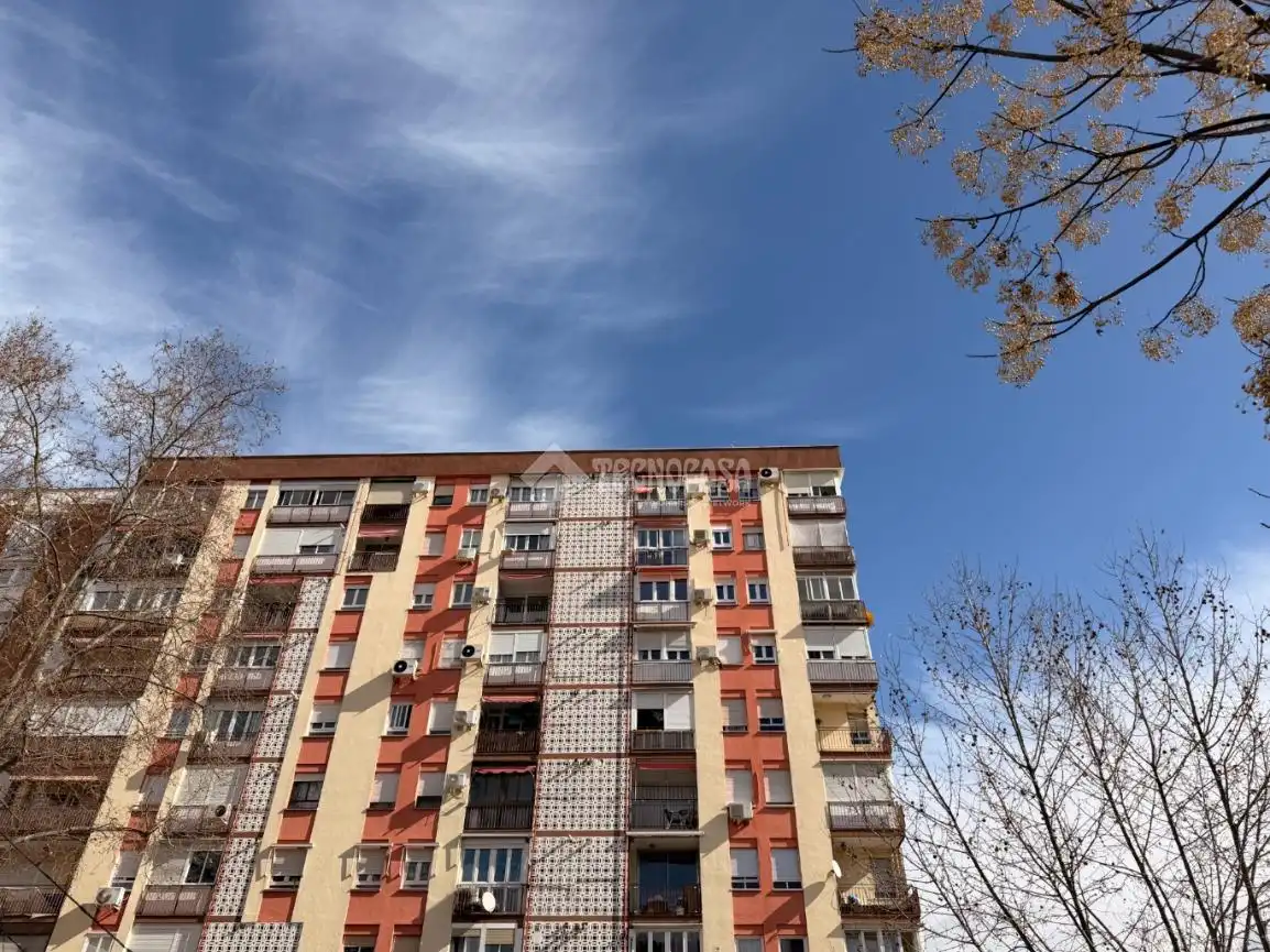 Vista exterior de Pis de lloguer en Madrid amb Aire condicionat i Terrassa