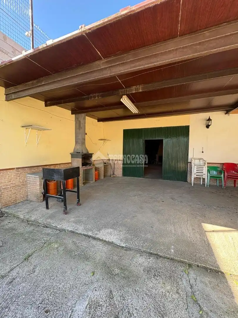 Country homes for sale in La Rinconada  with Air Conditioner and Heating