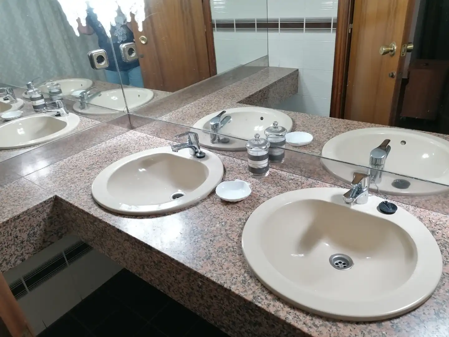 Baño de Apartamento de alquiler en Calafell con Terraza, Amueblado y Horno