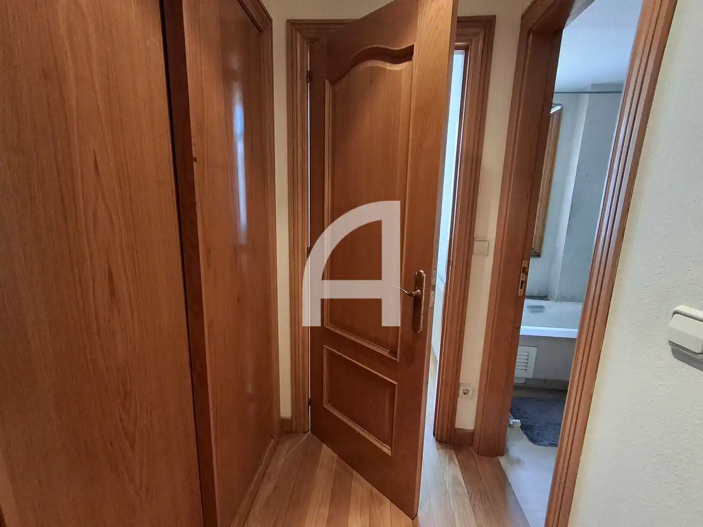 Pis de lloguer en Vigo  amb Calefacció, Parquet i Moblat