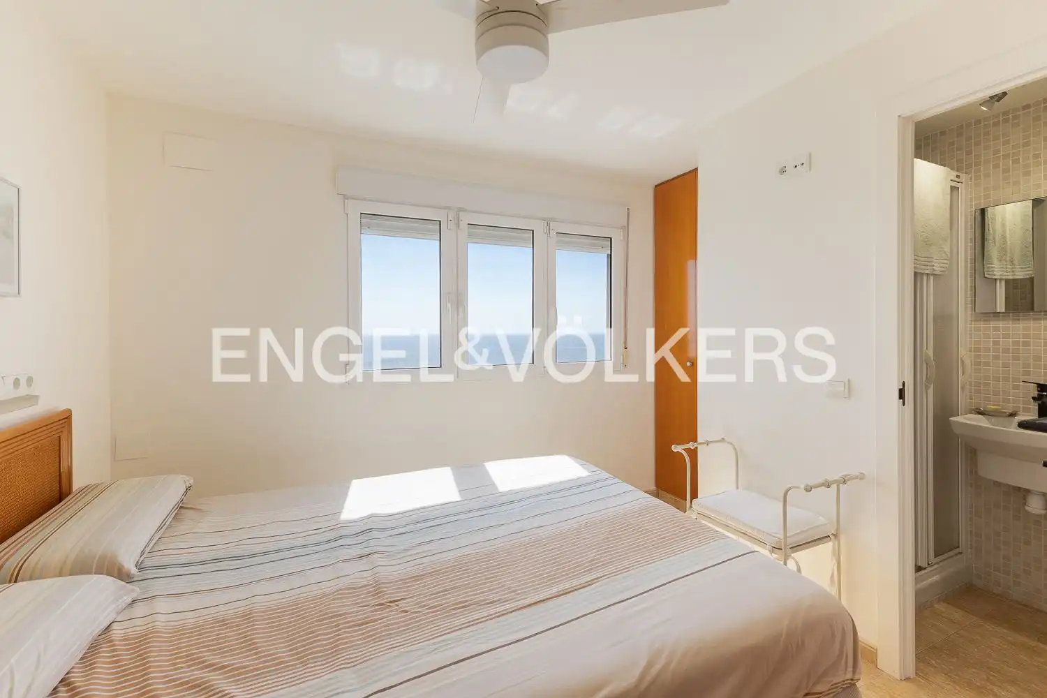 Bedroom of Flat for rent in El Puig de Santa Maria  with Heating, Terrace and Swimming Pool