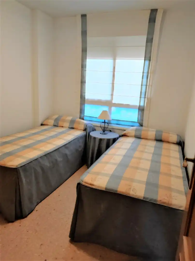 Habitación de Apartamento de alquiler en Alicante / Alacant con Aire acondicionado, Calefacción y Terraza