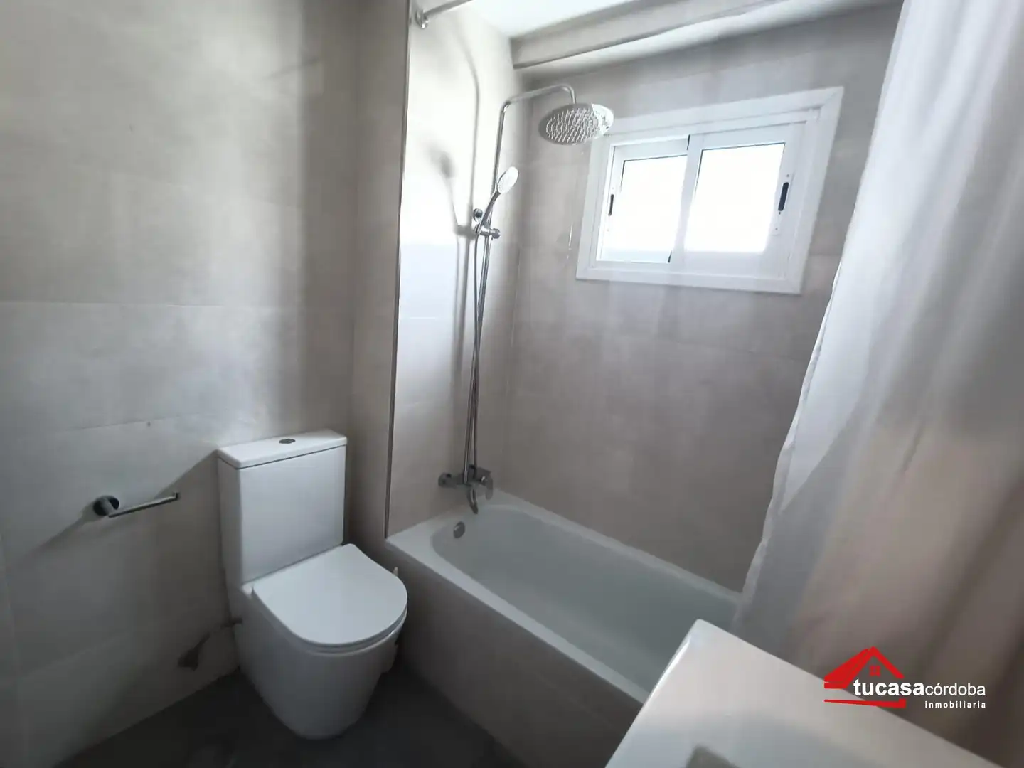 Bany de Pis en venda en Córdoba