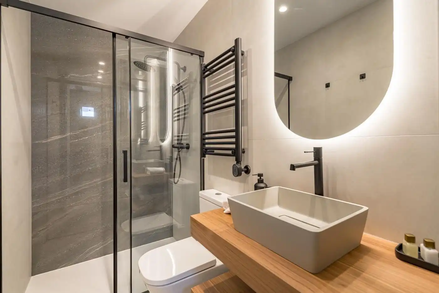Baño de Piso en venta en Madrid con Aire acondicionado y Calefacción