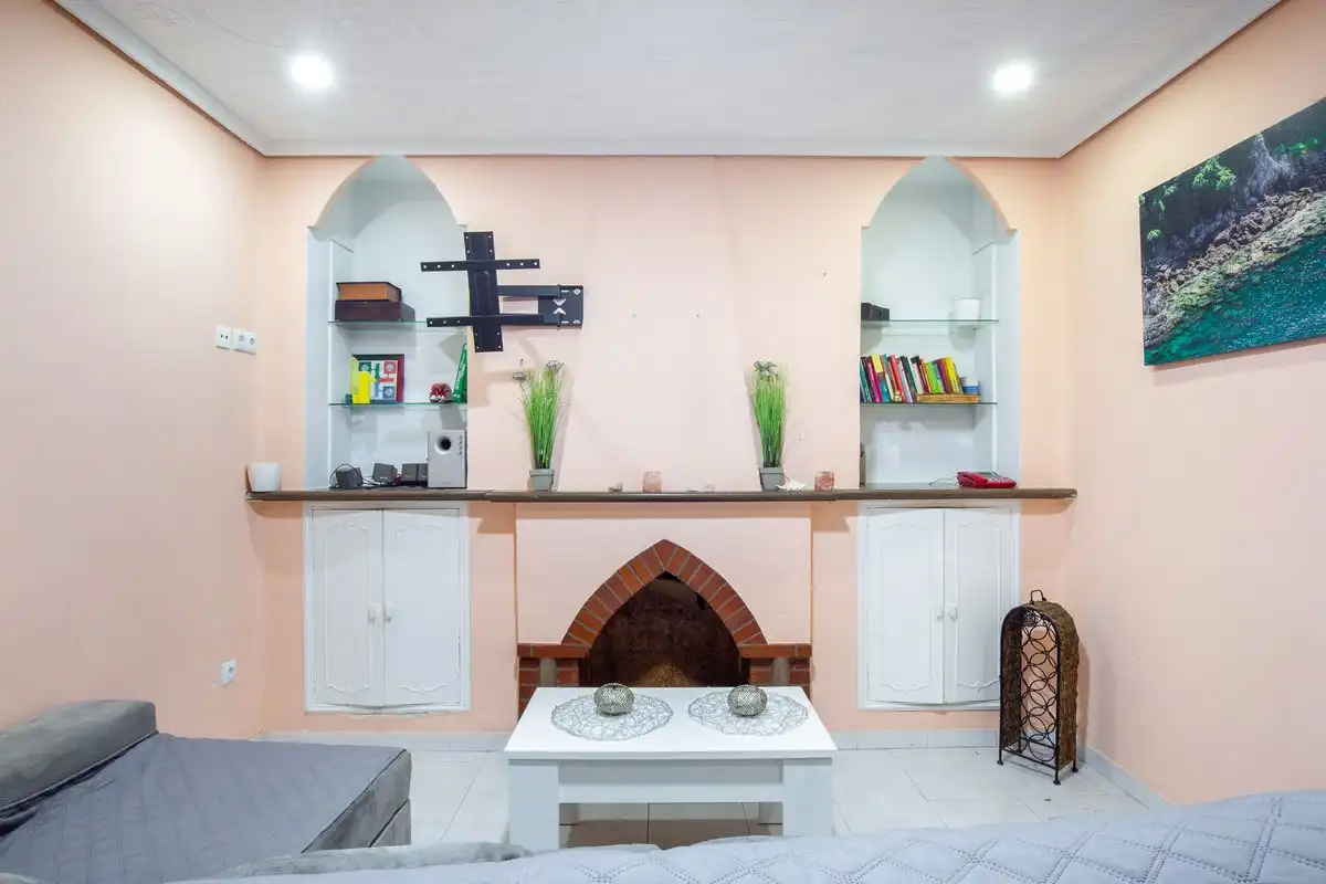 Wohnzimmer von Erdgeschoss zum Verkauf in Sagunto / Sagunt mit Heizung, Terrasse und Abstellraum