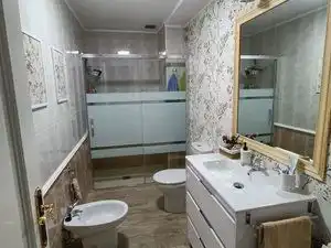 Bany de Casa o xalet en venda en Ciudad Real amb Aire condicionat, Jardí privat i Terrassa