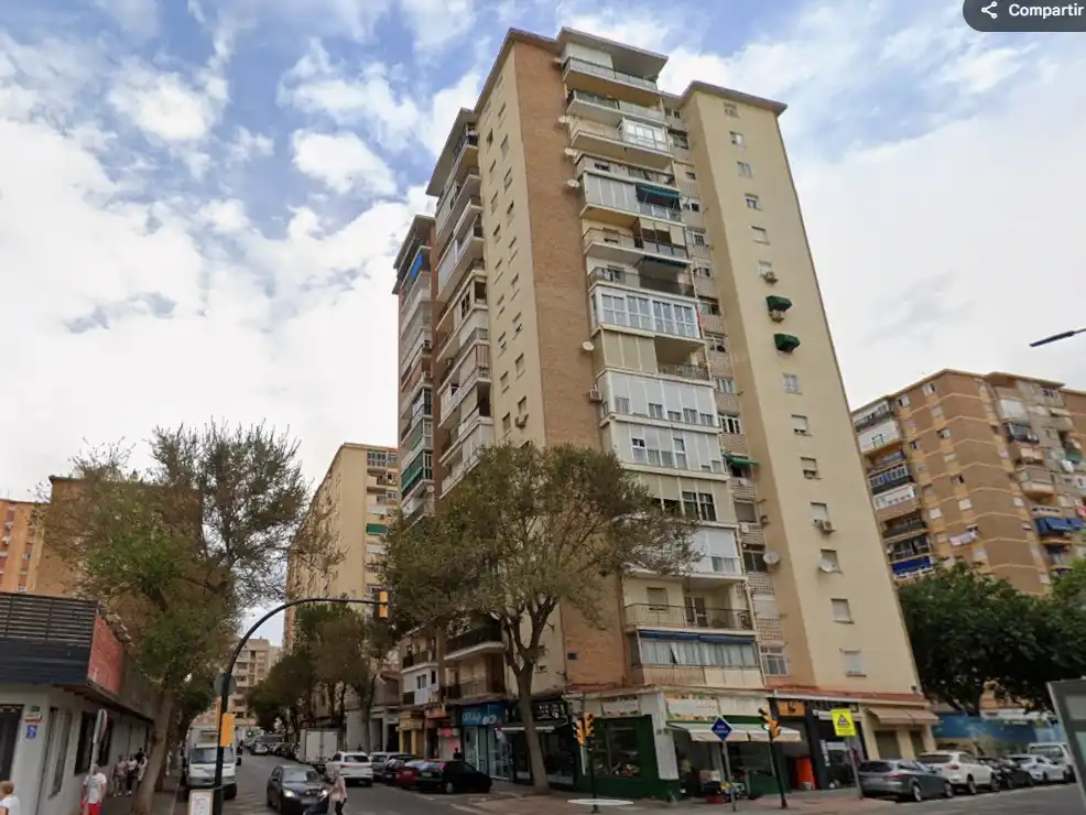 Vista exterior de Pis en venda en Málaga