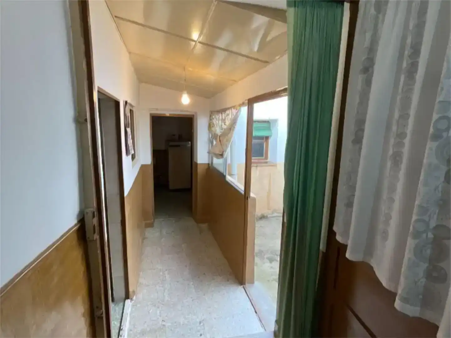 Casa adosada en venda en Casasola de Arión amb Traster