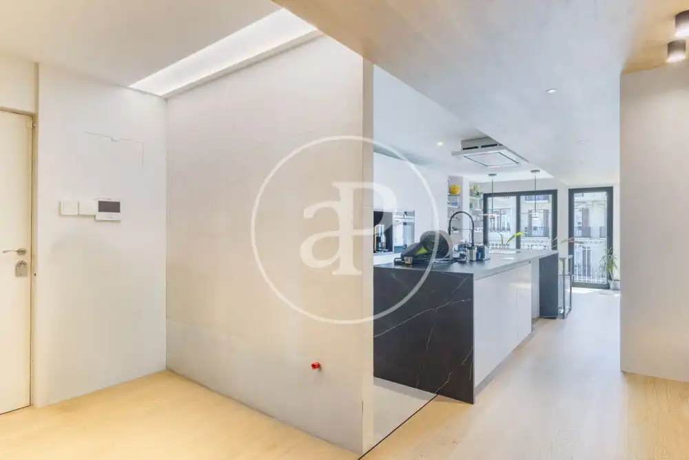 Kitchen of Flat for rent in Valencia  with Air Conditioner, Heating and Terrace