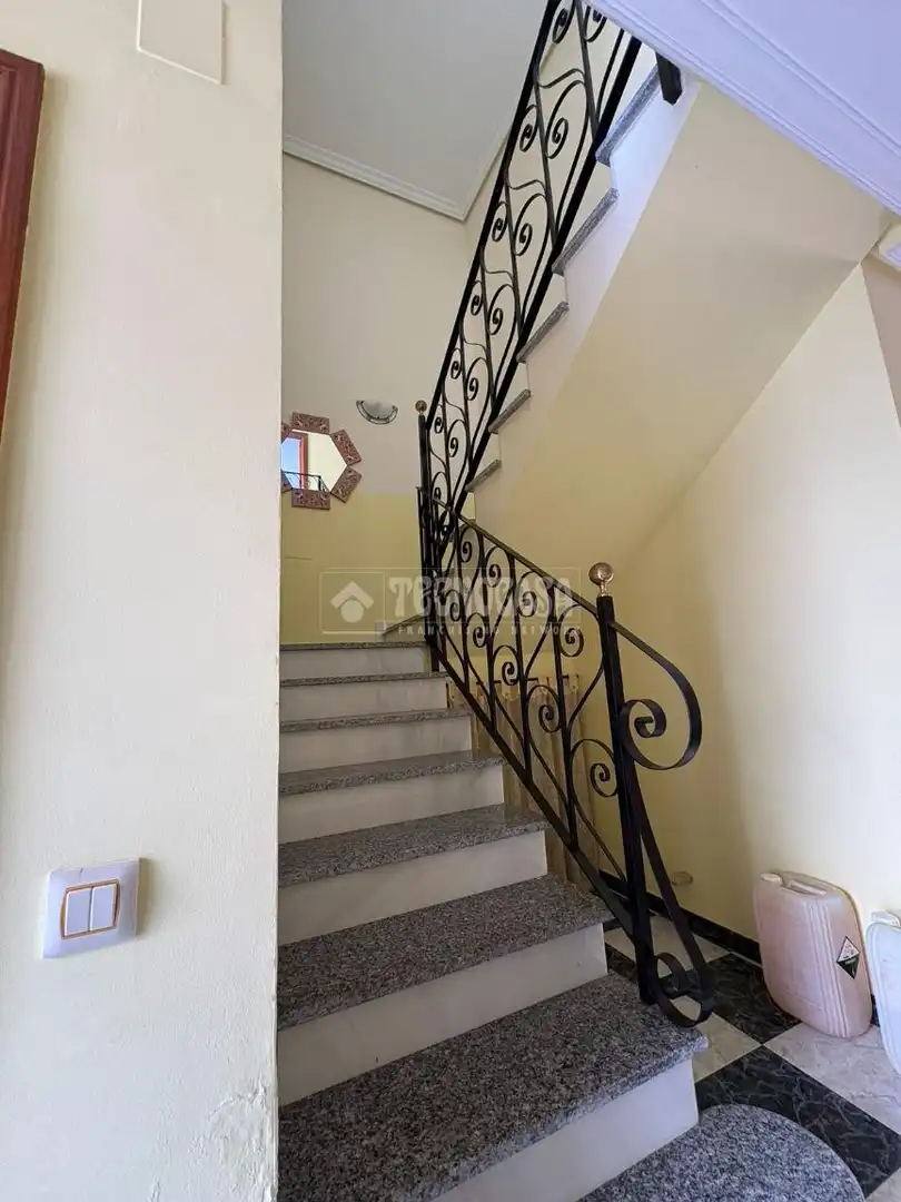 Casa adosada en venta en Marmolejo con Aire acondicionado y Calefacción