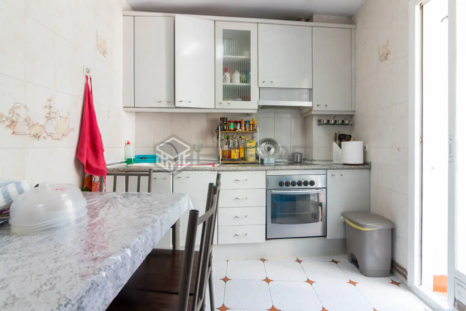 Kitchen of Flat for sale in Madrid  with Heating, Parquet flooring and Terrace