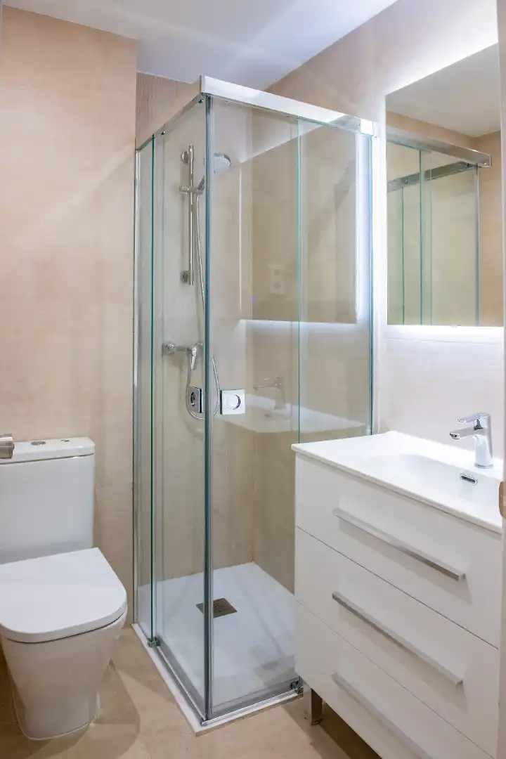 Baño de Piso en venta en Madrid con Aire acondicionado, Calefacción y Parquet