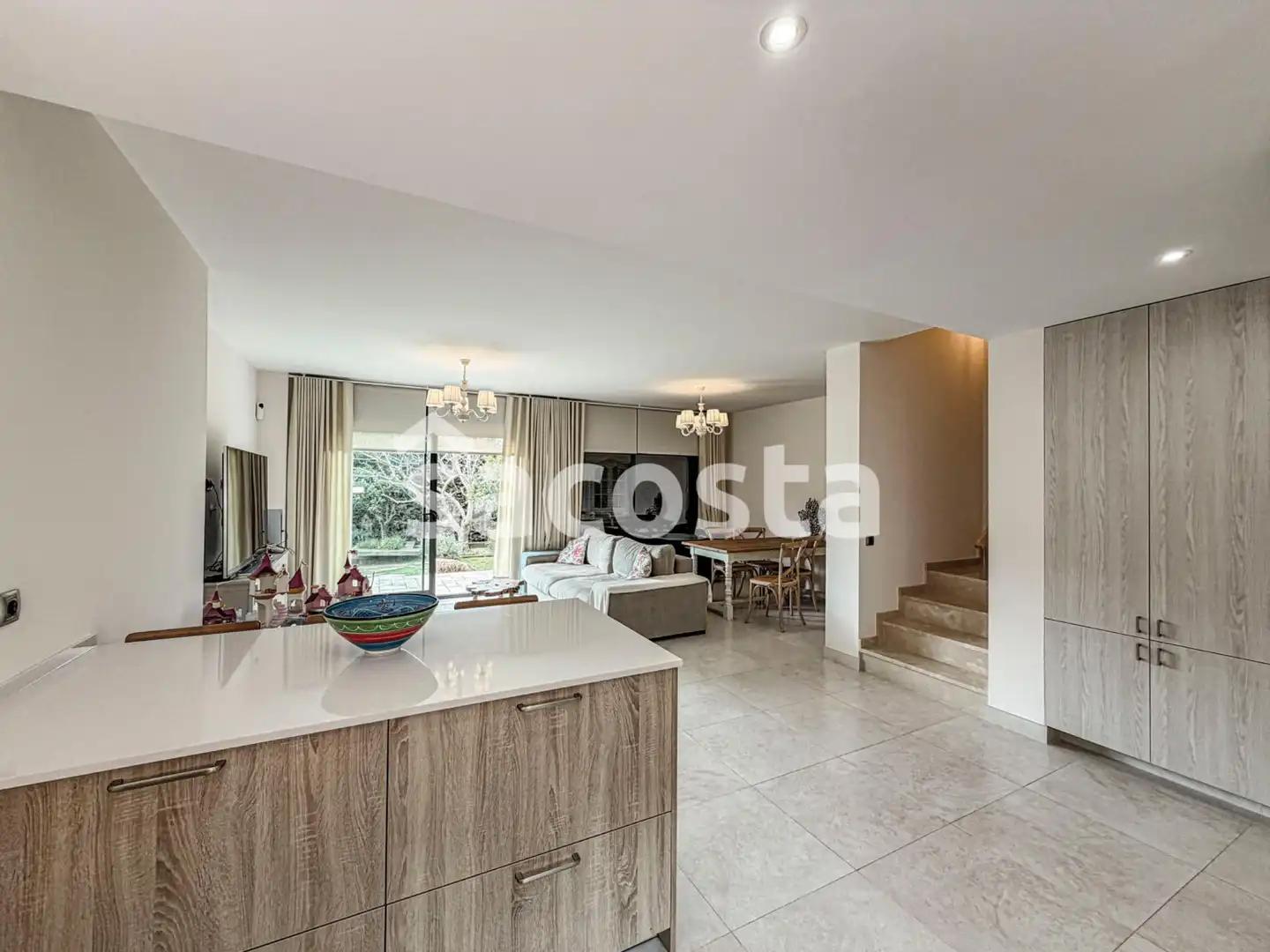 Sala d'estar de Casa adosada en venda en Lloret de Mar amb Aire condicionat, Jardí privat i Terrassa