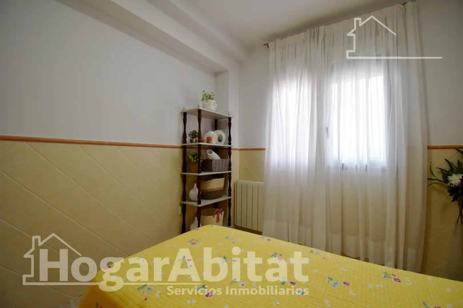 Bedroom of Flat for sale in Bellreguard  with Heating, Terrace and Furnished