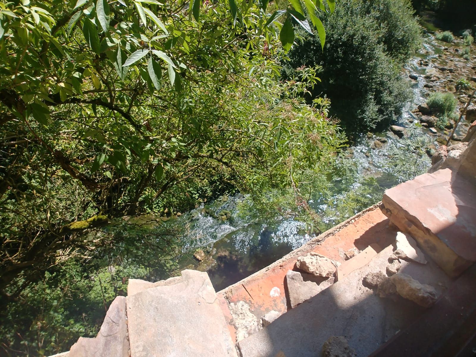 Exterior view of Single-family semi-detached for sale in Reinosa  with Terrace, Storage room and Balcony