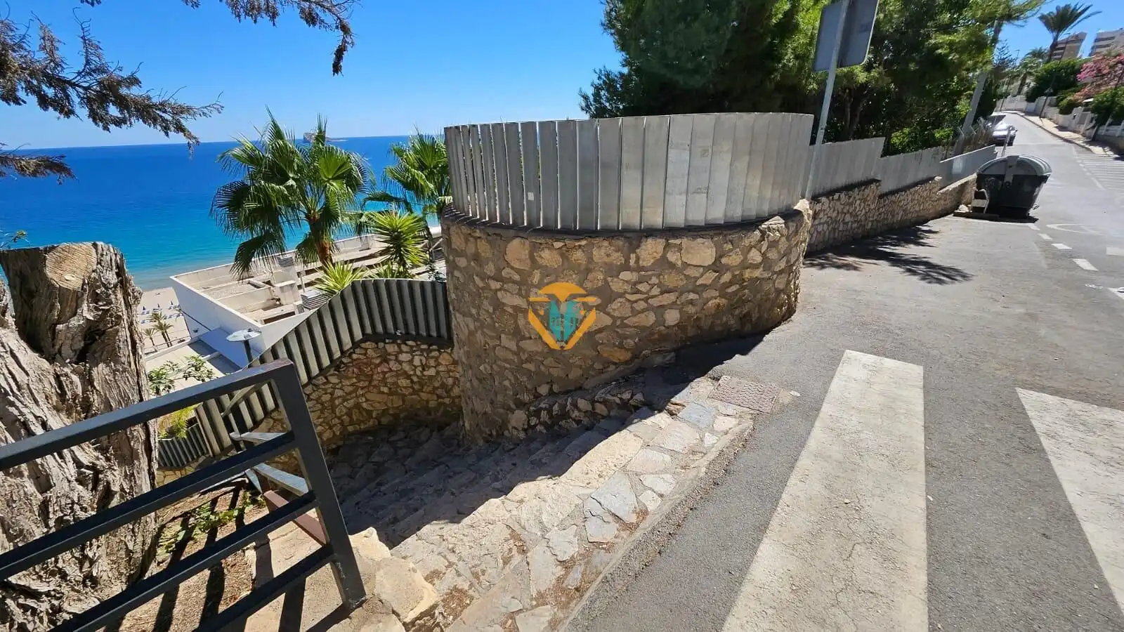 Ground floor with pool for sale in Playa de Poniente