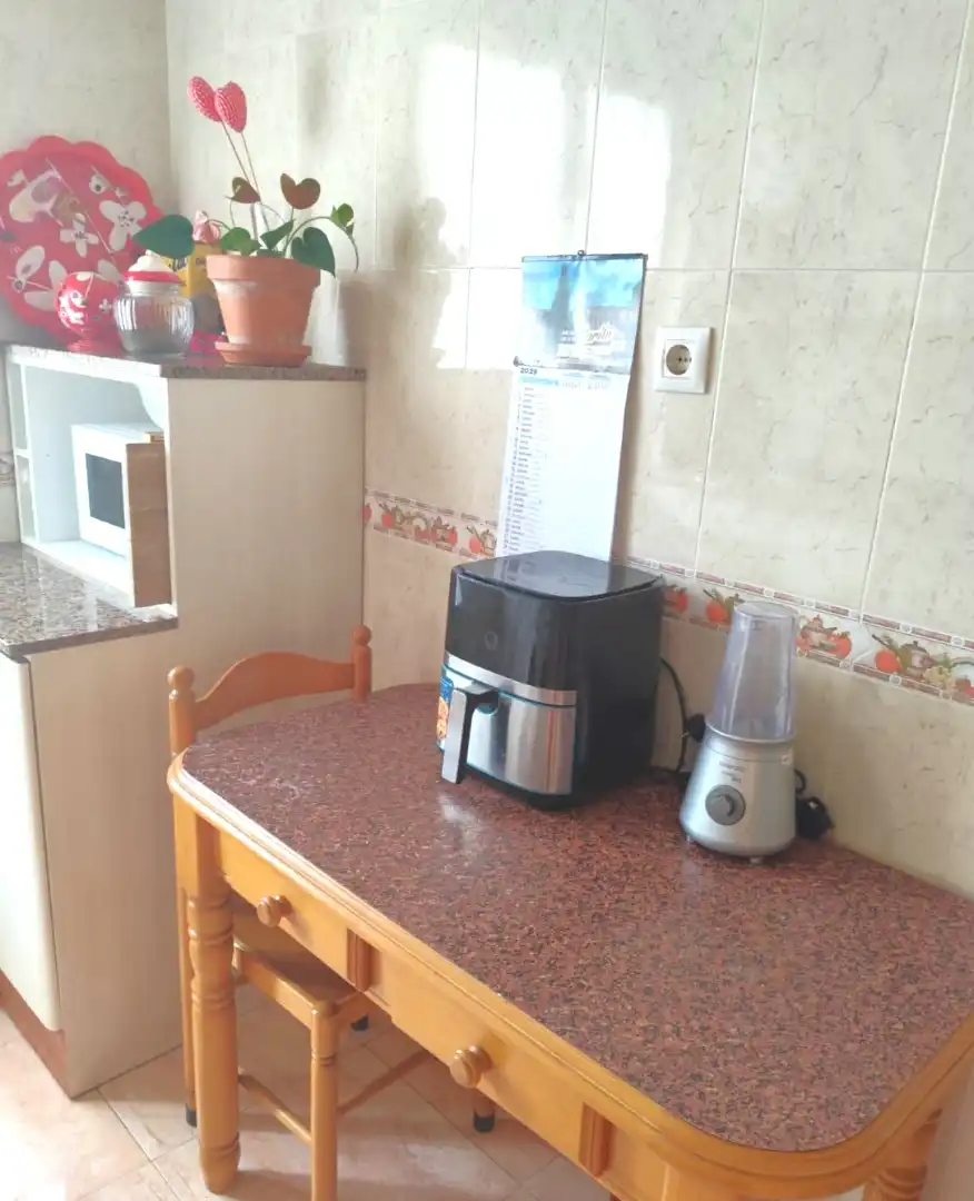 Flat for rent in Camino de la Tejerona, Ceares