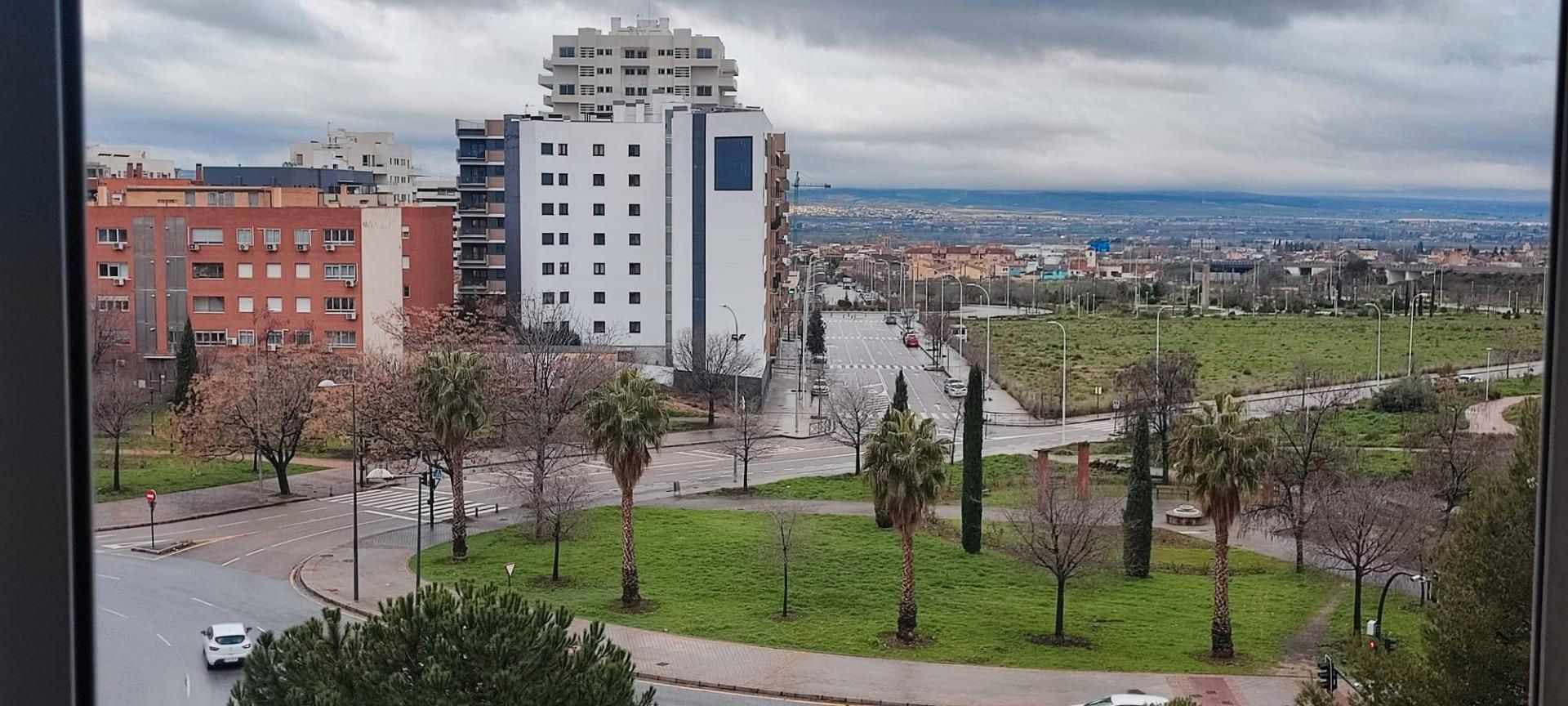 Vista exterior de Piso en venta en  Granada Capital con Aire acondicionado, Calefacción y Trastero