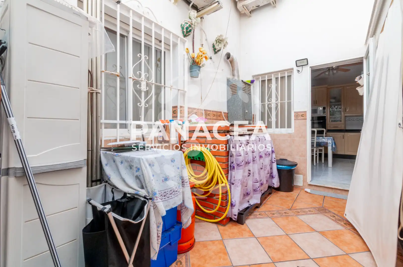 Houses for sale in Roquetas Pueblo