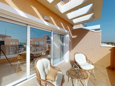 Apartamento con balcón en venta en Pilar de la Horadada ciudad
