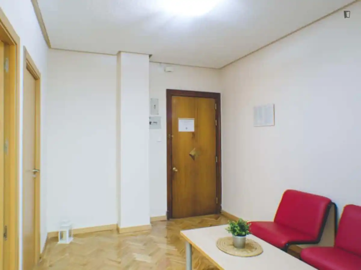 Apartament per a compartir en Madrid amb Moblat, Forn i Rentadora
