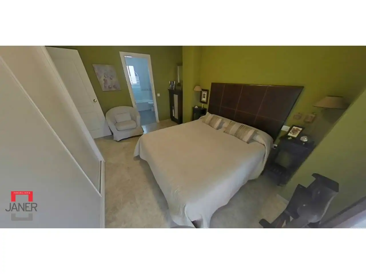 Bedroom of Houses for sale in Tomares  with Air Conditioner, Heating and Private garden