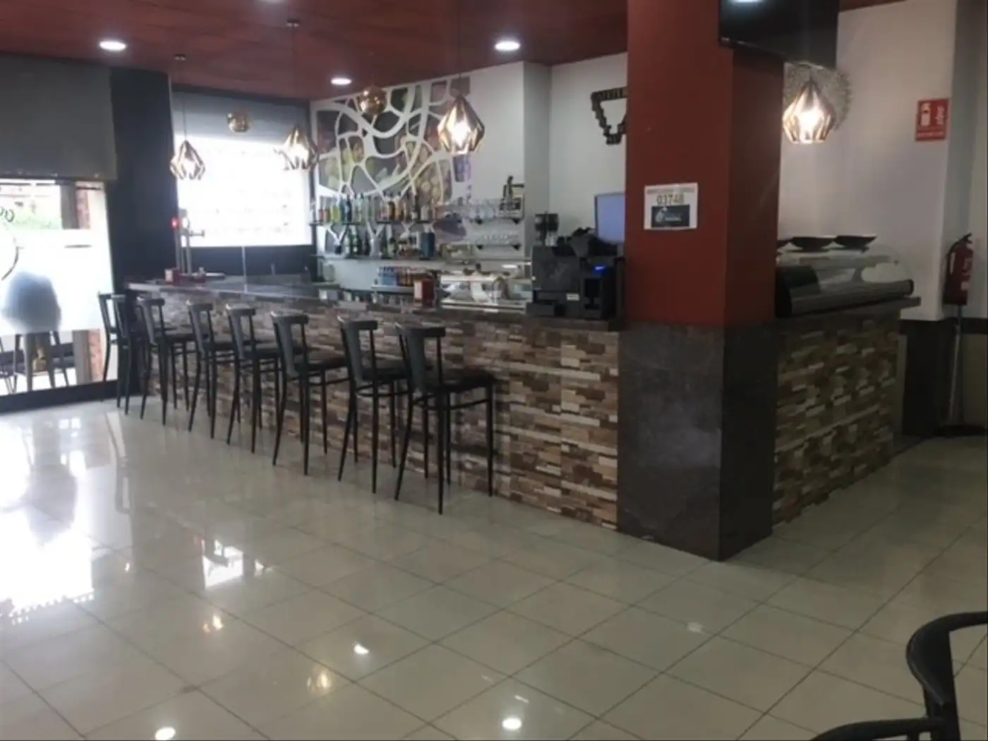 Local en traspaso en Manresa con Aire acondicionado, Calefacción y Amueblado
