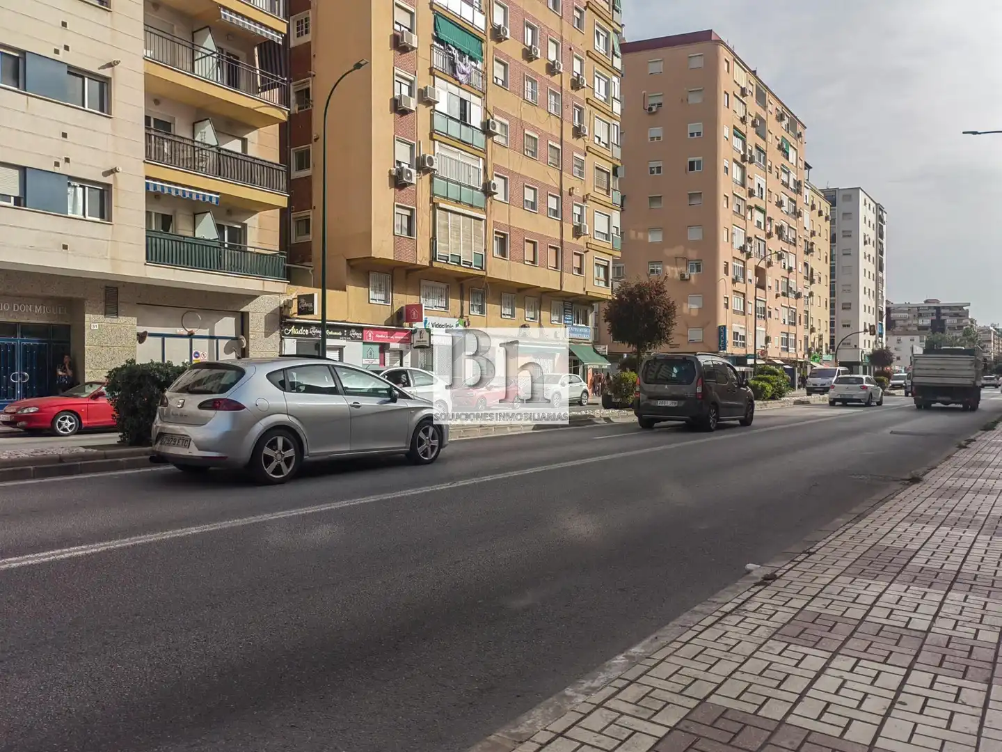 Gewerbefläche zum Verkauf in Calle Manuel Vargas, imagen 11