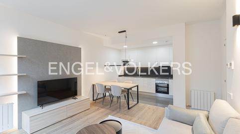 Foto 4 de Apartament de lloguer a La Gavarra, Barcelona