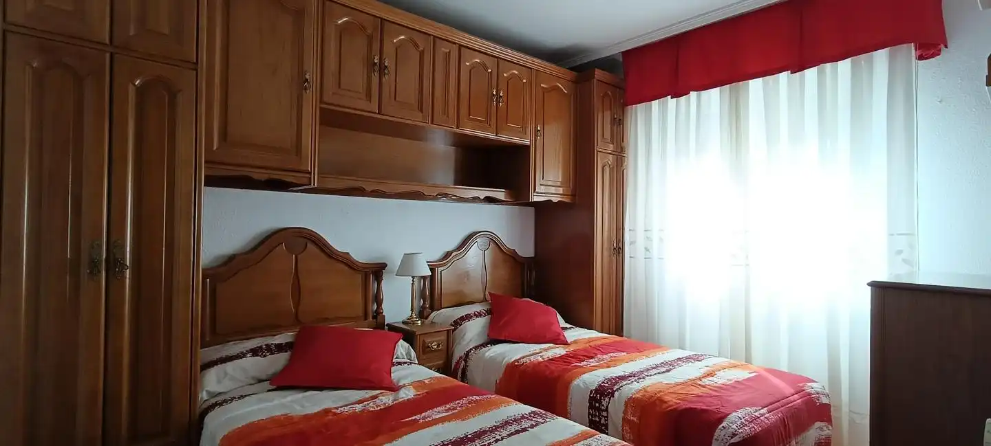 Piso en venta en Calle Miguel Hernández, Armunia