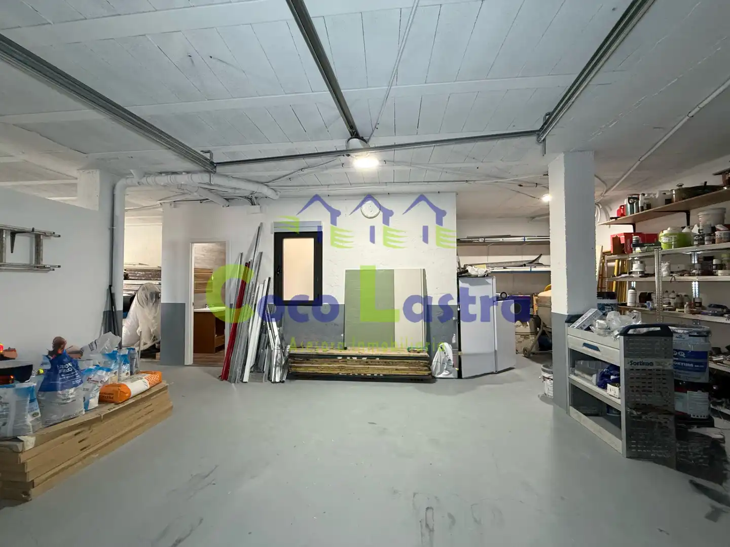 Commercial properties for sale in Moriscos  with Home automation