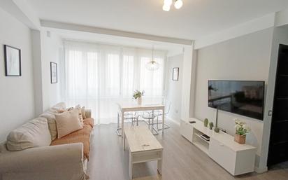 Living room of Flat for sale in Málaga Capital  with Air Conditioner, Heating and Terrace