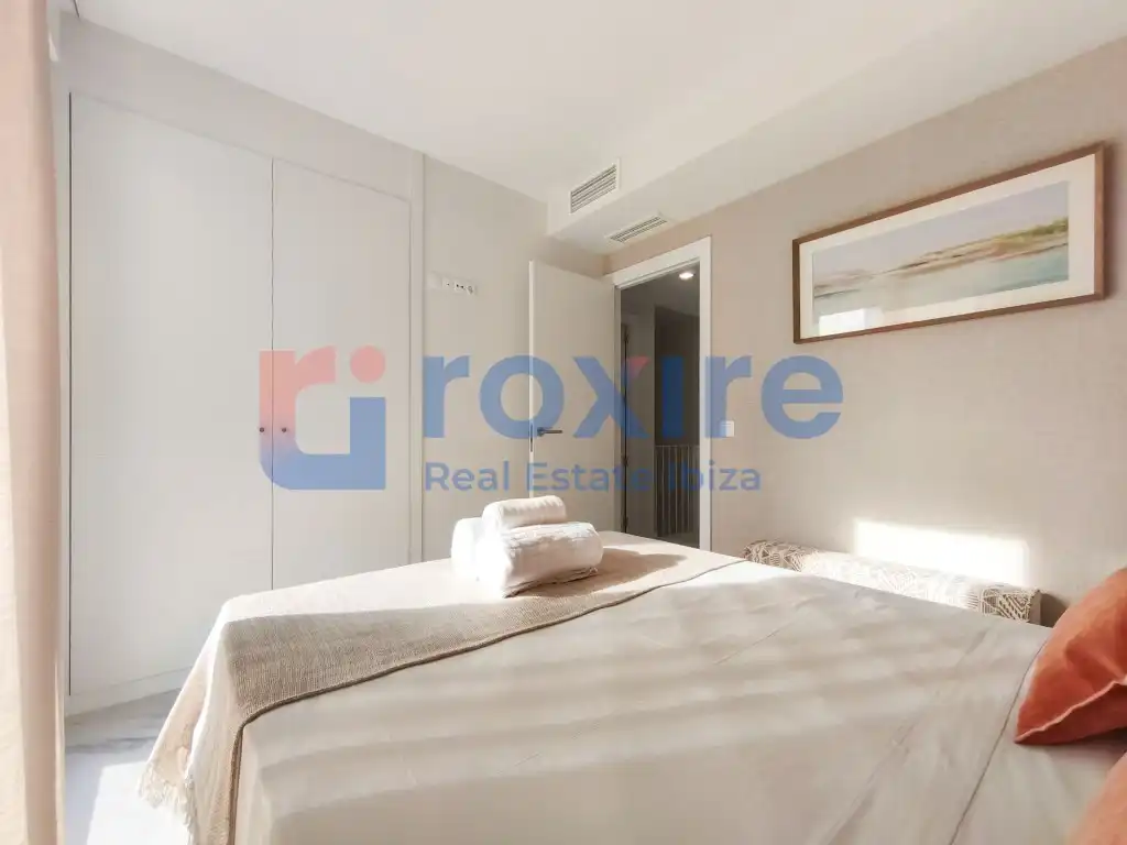 Dormitori de Dúplex de lloguer en Eivissa amb Aire condicionat, Calefacció i Terrassa