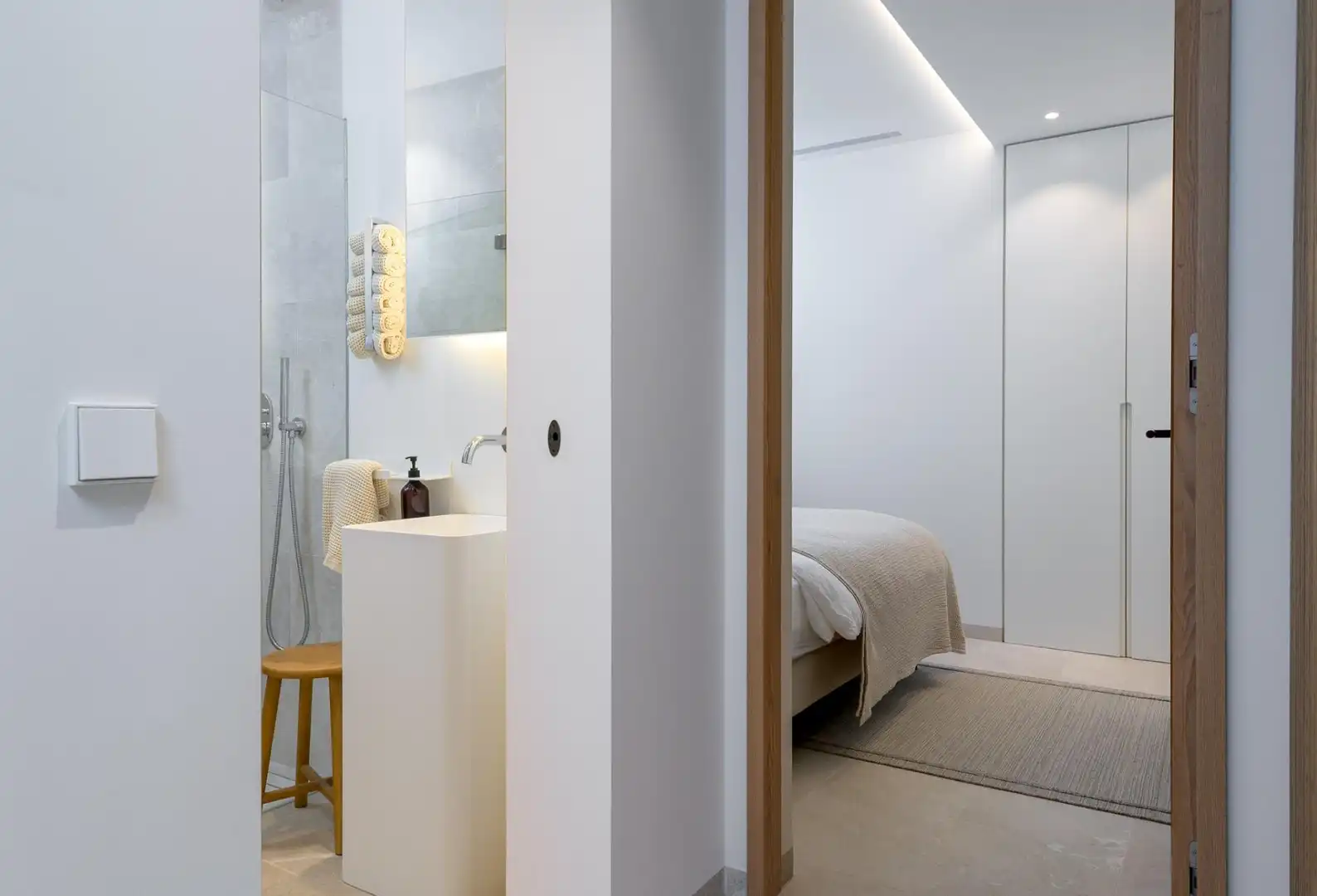 Schlafzimmer von Erdgeschoss zum Verkauf in  Palma de Mallorca mit Klimaanlage, Heizung und Privatgarten