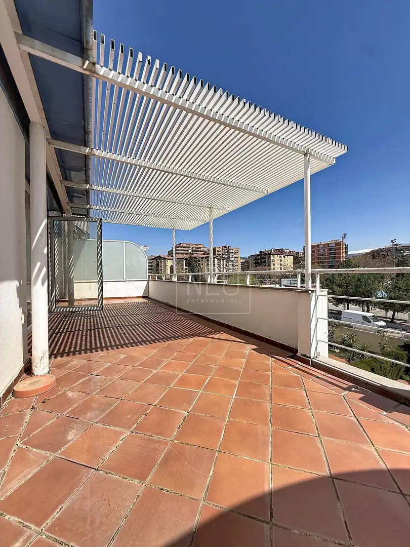 Terrasse von Einfamilien-Reihenhaus zum Verkauf in Granada mit Klimaanlage, Privatgarten und Terrasse